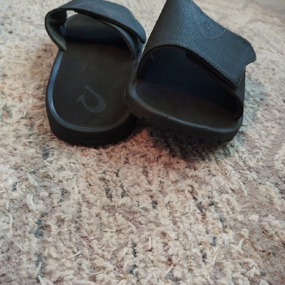 OluKai Black Slide Sandals for Men - Picture 9 of 10